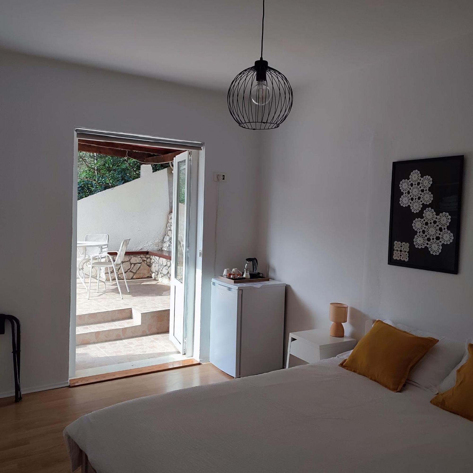 Guest House Vuljan Hvar Town Esterno foto